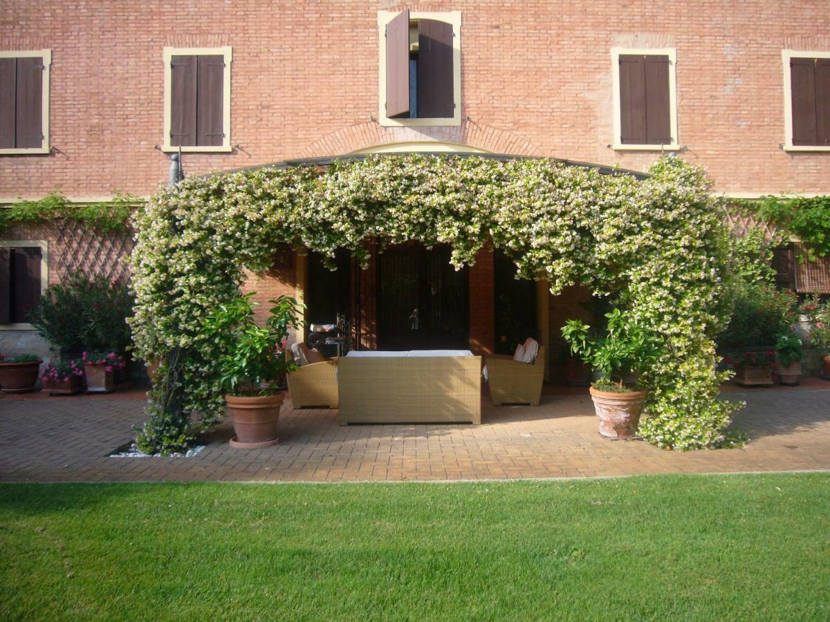 Da Maxim Hotel Carpi Exterior foto